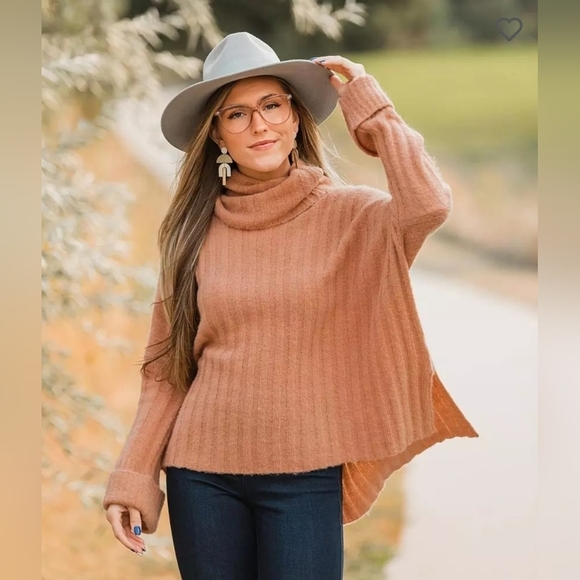 HYFVE Wide Ribbed Turtleneck Oversized Sweater Grey Small NWT - Picture 1 of 8